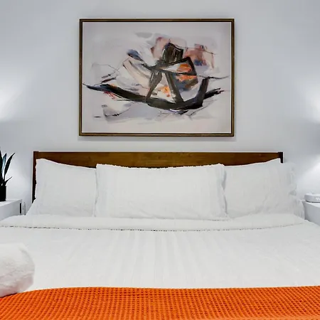 Artsy - A Birdy Vacation Rental